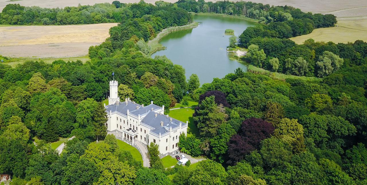 Romantik Hotel Schloss Reichenow Ngoại thất bức ảnh
